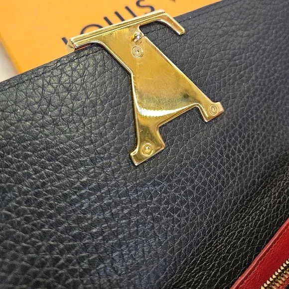 LV Portefeuille Capucines Long wallet - Picture 14 of 16